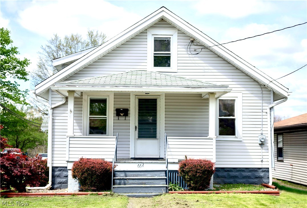 664 Tenney Avenue Property Photo 2