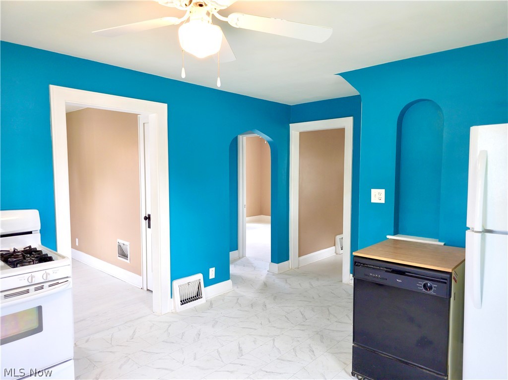 664 Tenney Avenue Property Photo 11