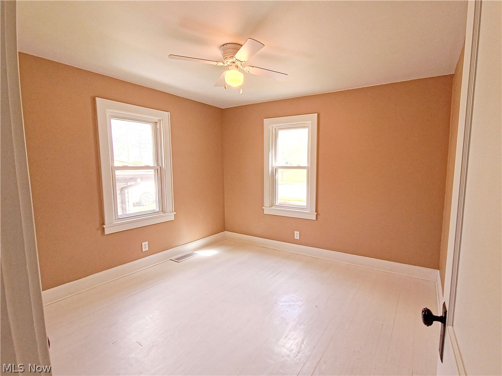 664 Tenney Avenue Property Photo 17