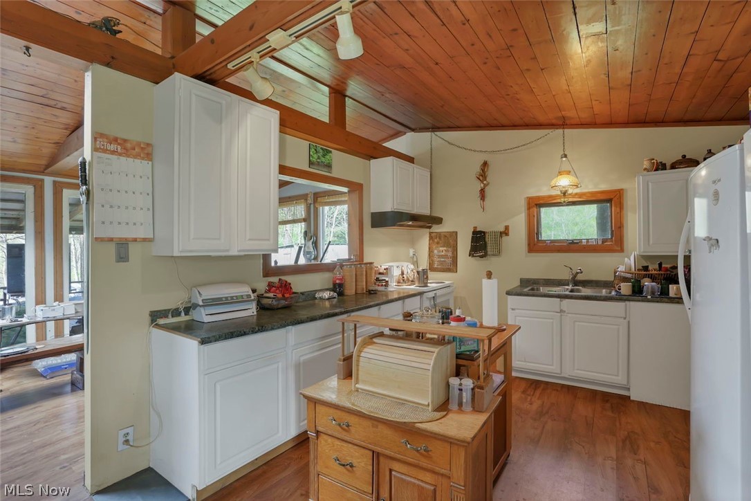 6879 Beard Price Road Property Photo 7