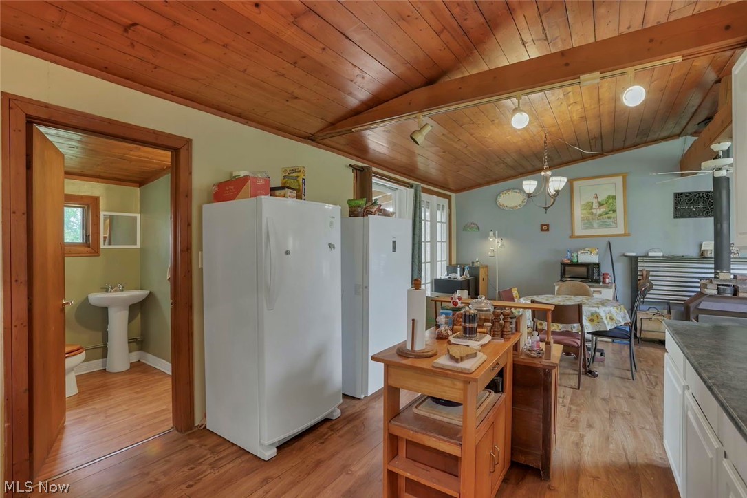 6879 Beard Price Road Property Photo 9