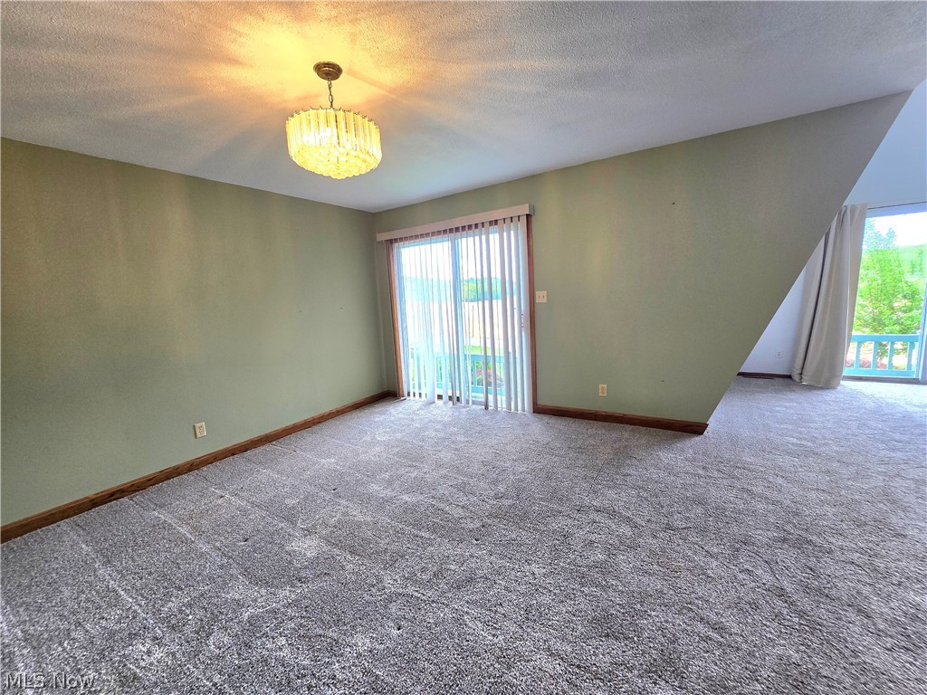 8465 Blackrun Road Property Photo 22