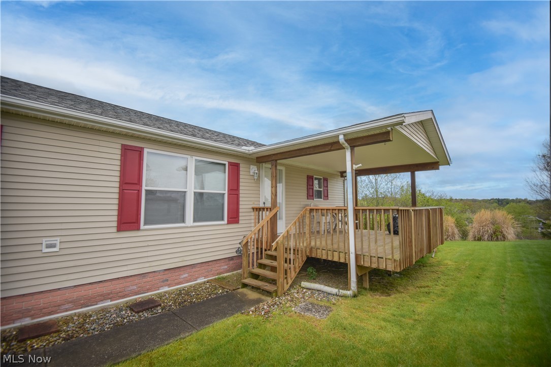 9075 Redhawk Drive Property Photo 4