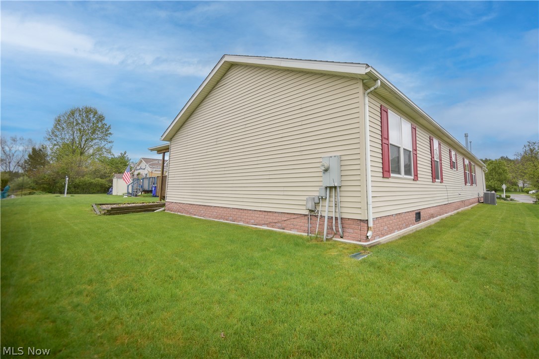 9075 Redhawk Drive Property Photo 43
