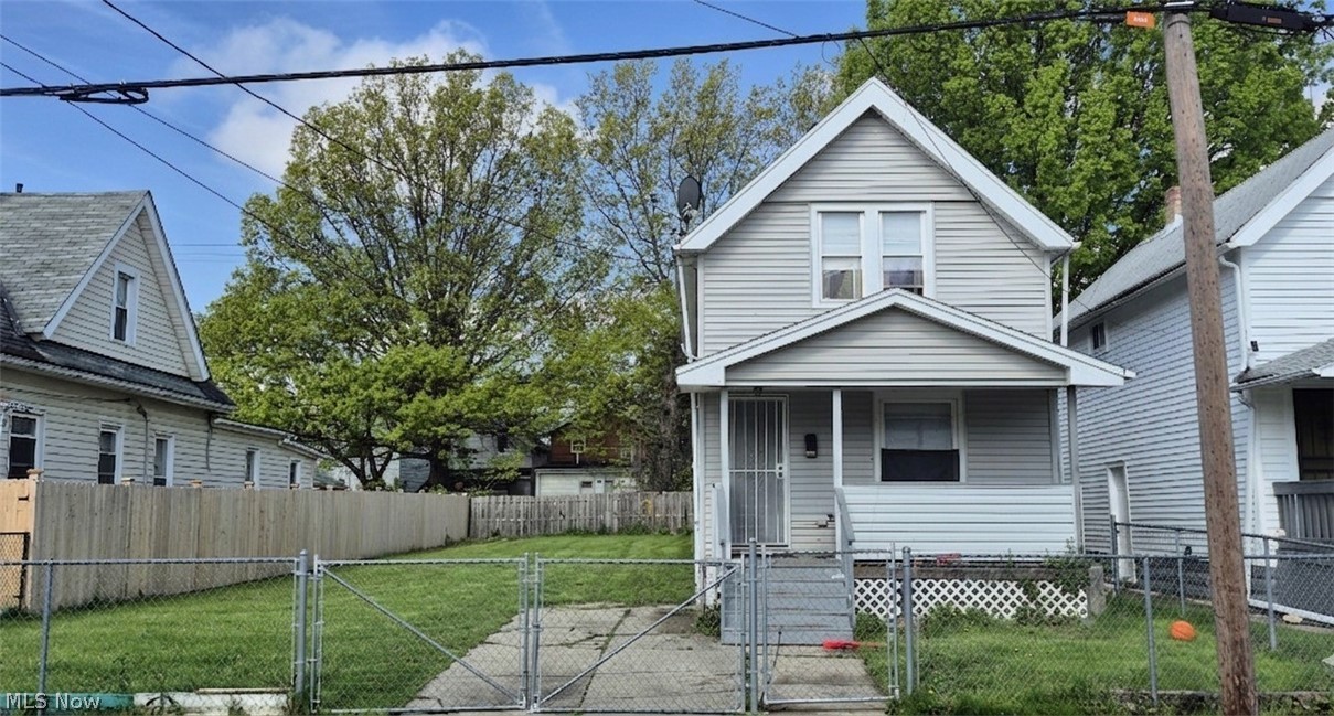 2048 W 105th Street