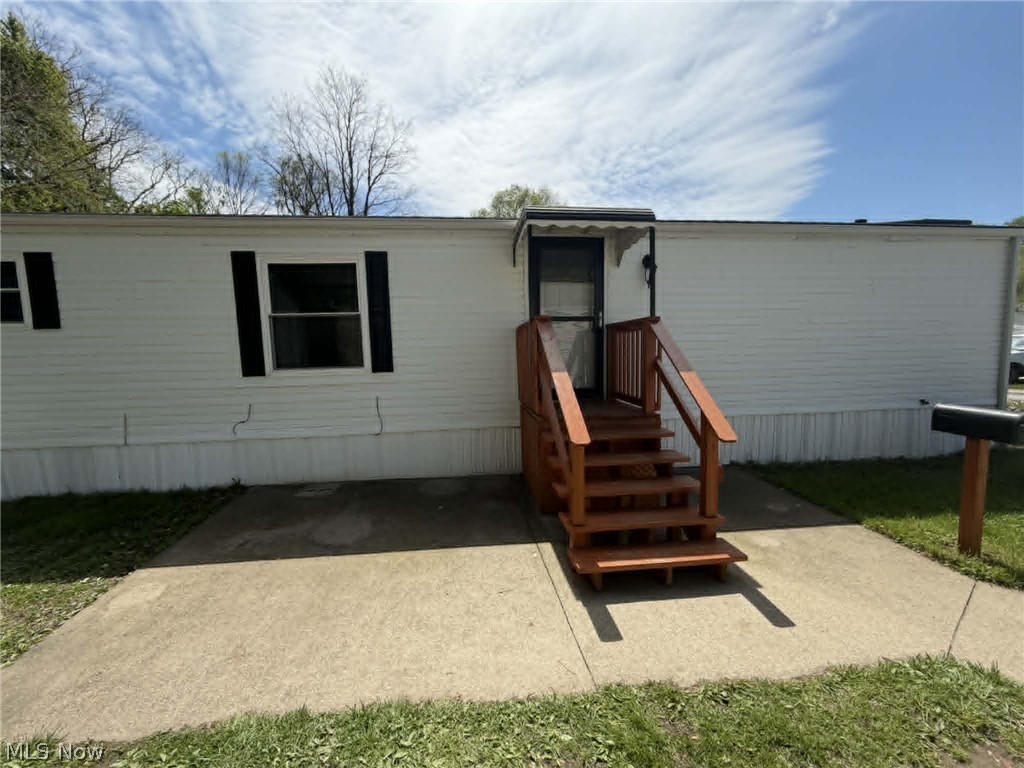 8 Hawaiian Drive Property Photo 6