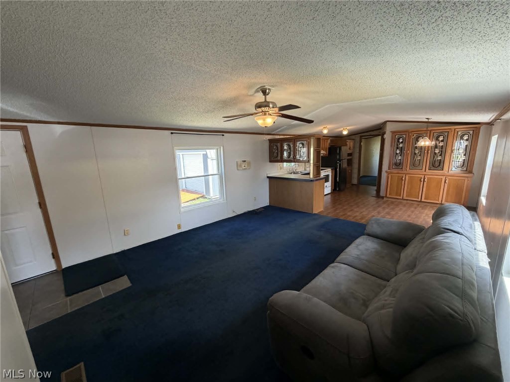 8 Hawaiian Drive Property Photo 11