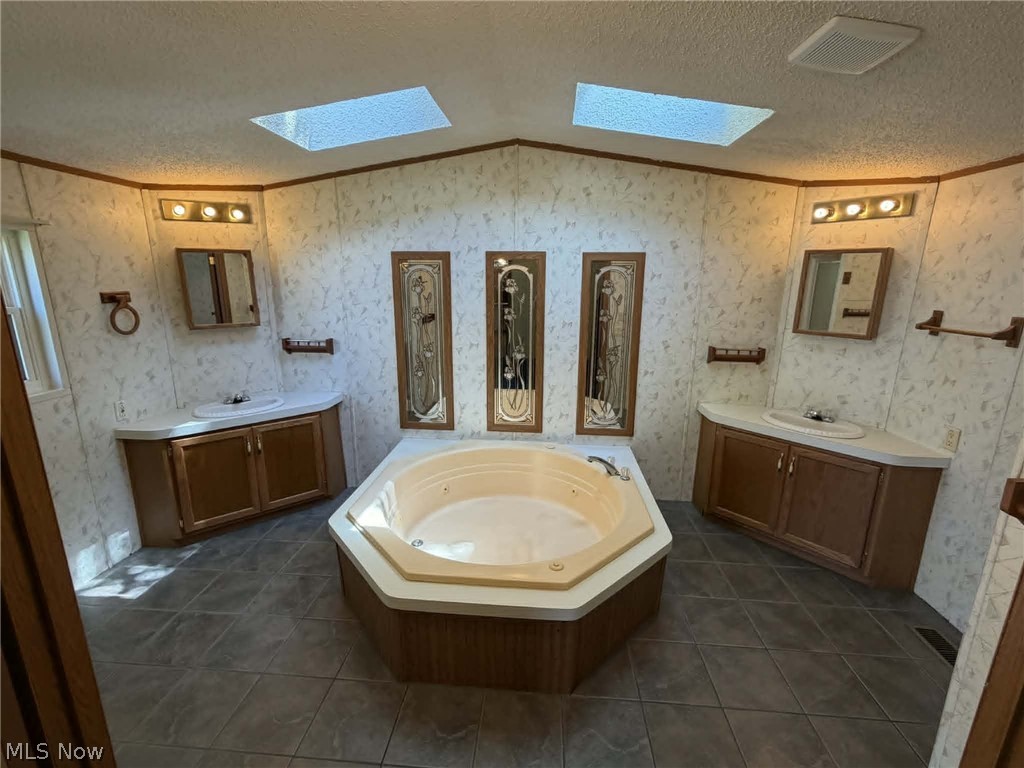 8 Hawaiian Drive Property Photo 20