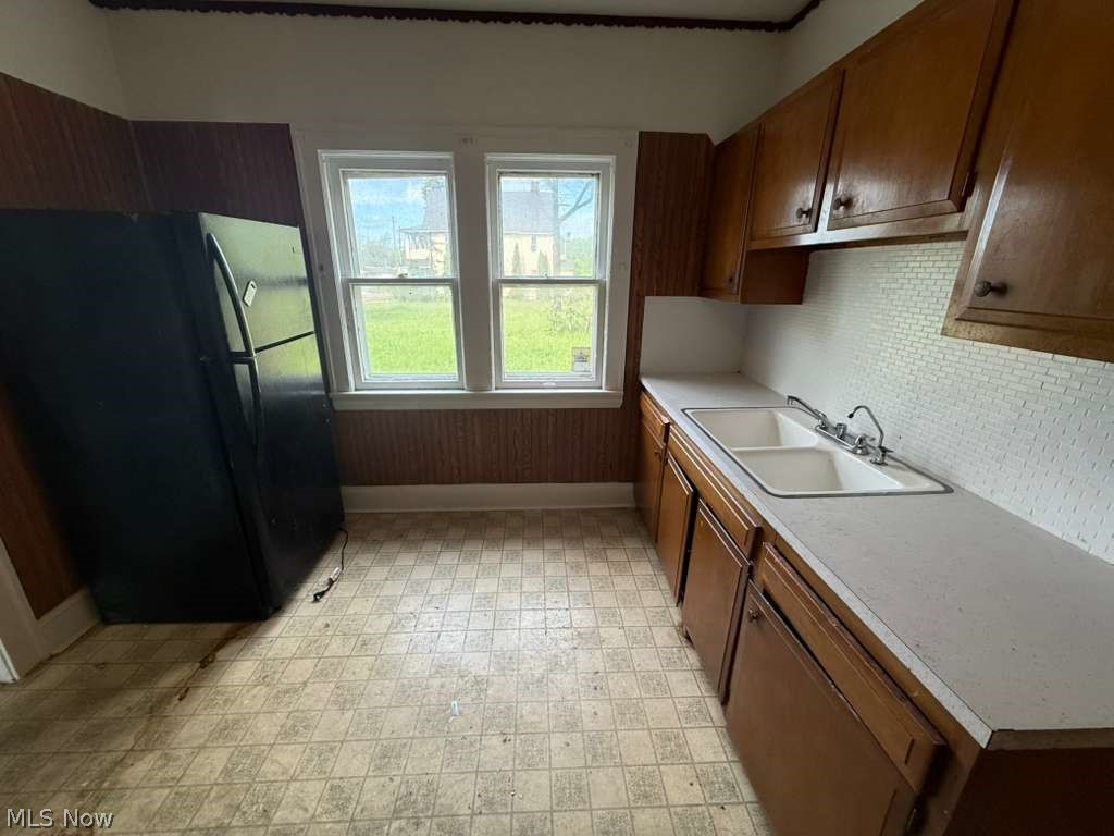 13305 Ferris Avenue Property Photo 2