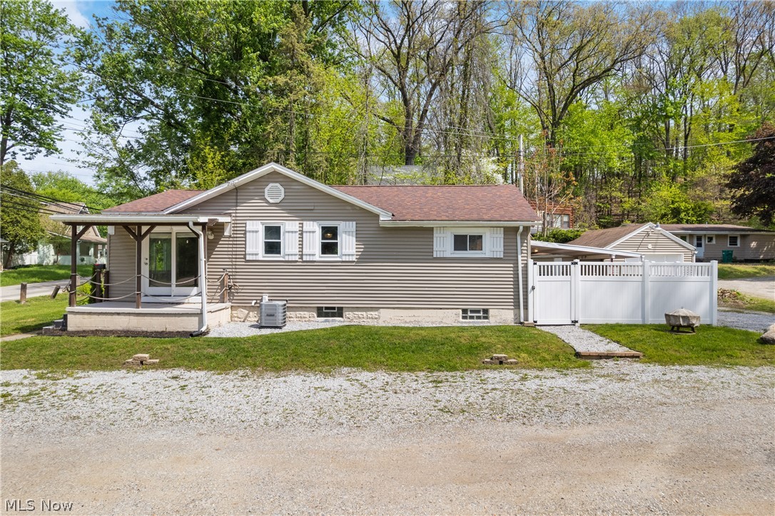 3771 S Turkeyfoot Road Property Photo 8