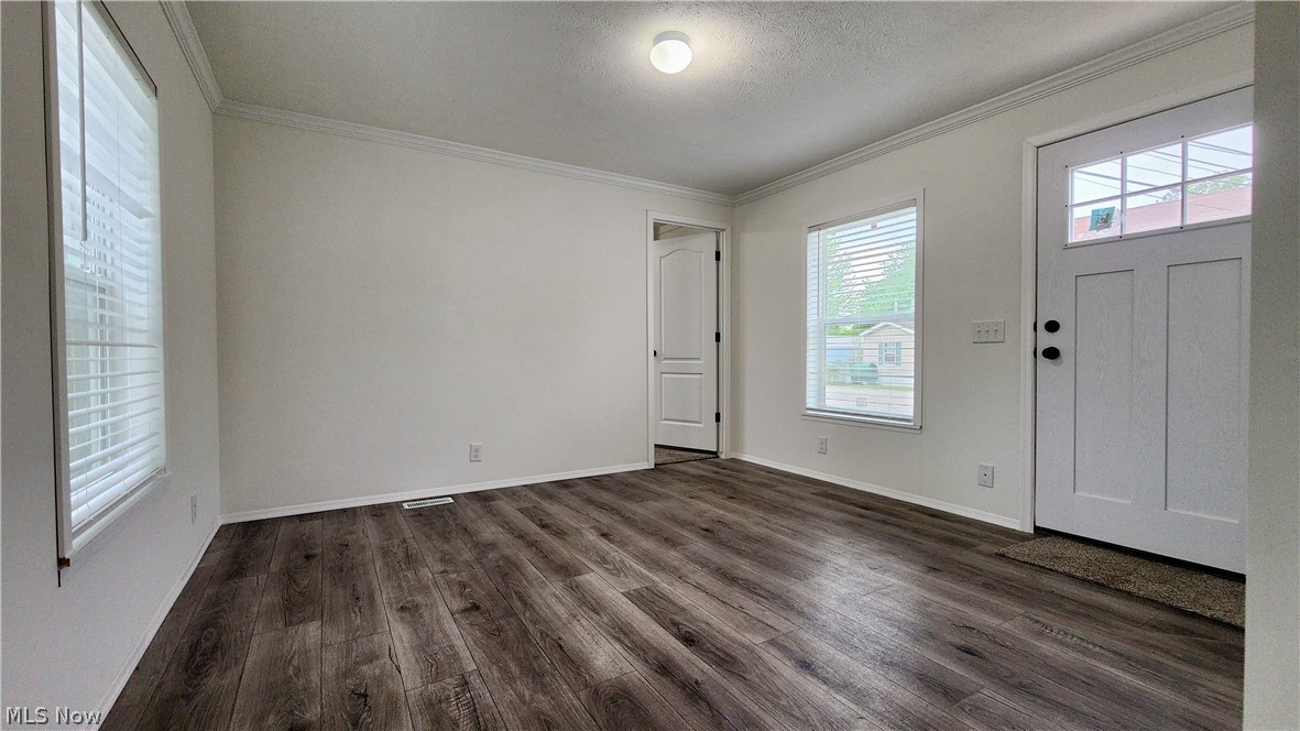 9151 Mentor Avenue A09 Property Photo 5