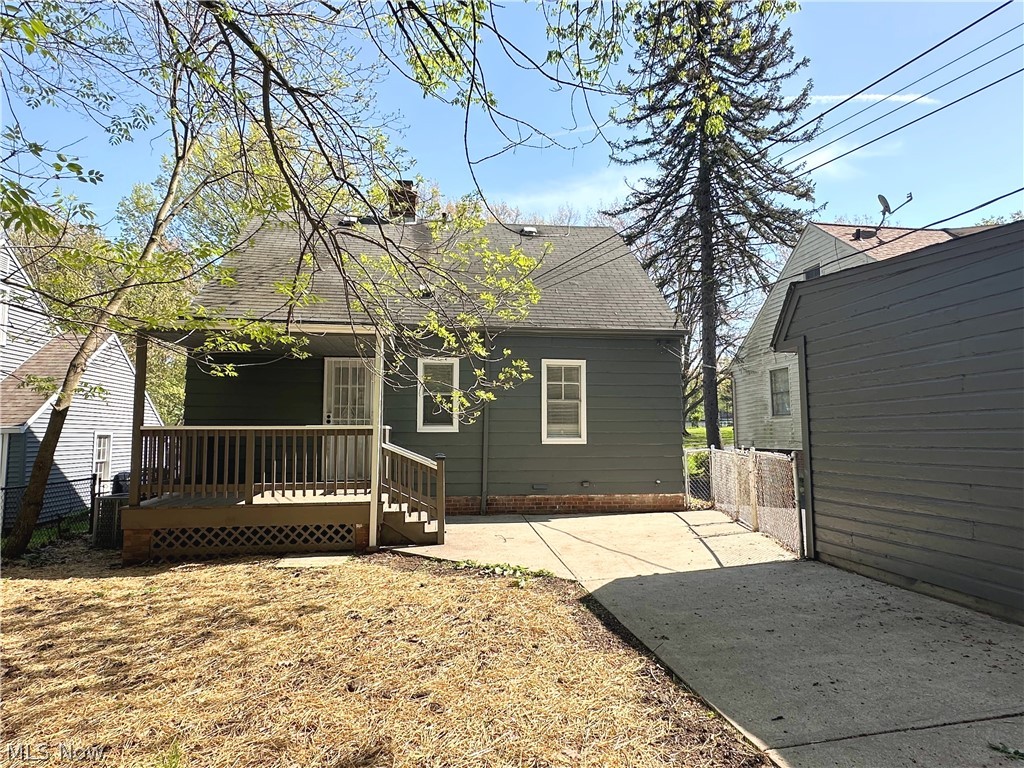 982 Quarry Drive Property Photo 14