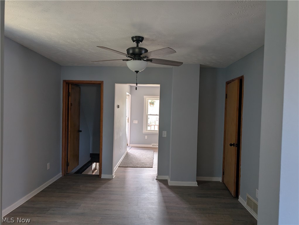 909 E 16th Street Property Photo 6