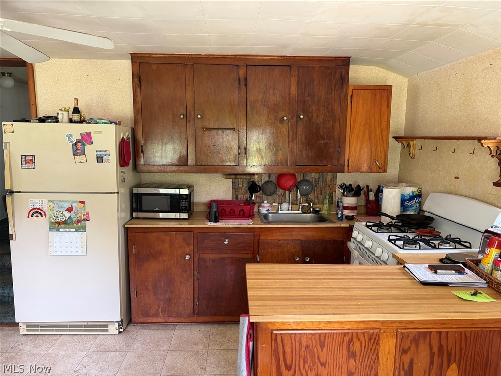 109 Orton Drive Property Photo 3