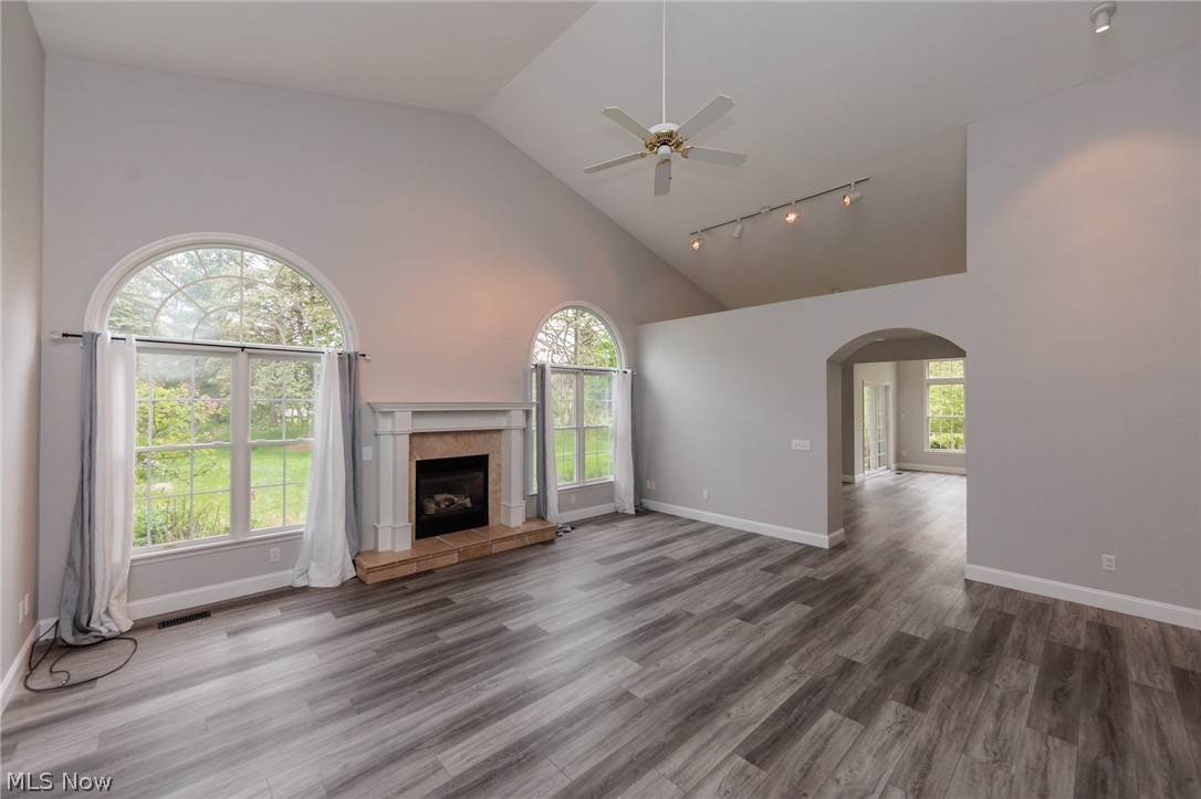 12195 Pheasant Run Circle Property Photo 6