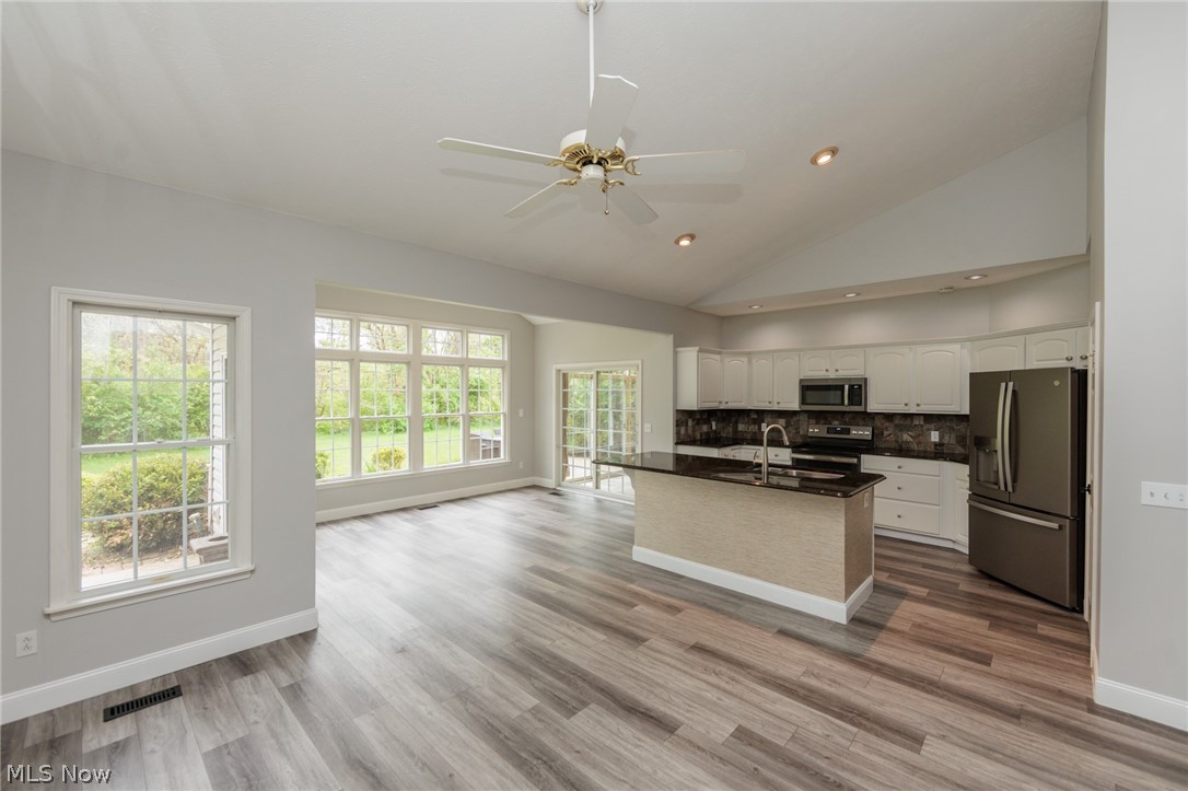 12195 Pheasant Run Circle Property Photo 16