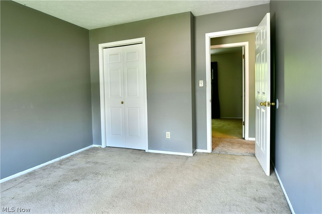 34 Hickory Trace Drive Property Photo 26