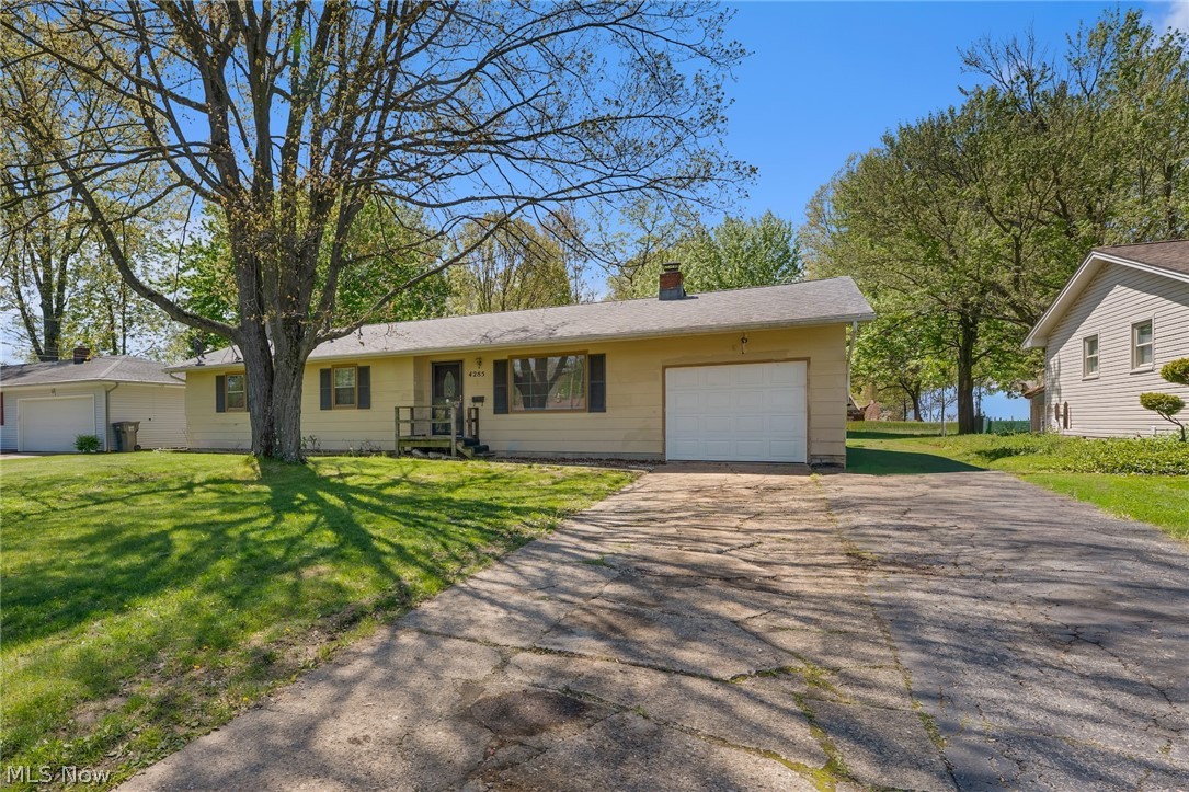 4285 Kerrybrook Drive Property Photo 1