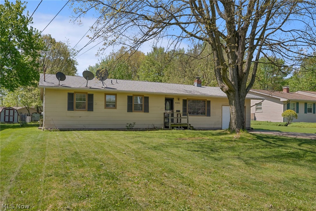 4285 Kerrybrook Drive Property Photo 3