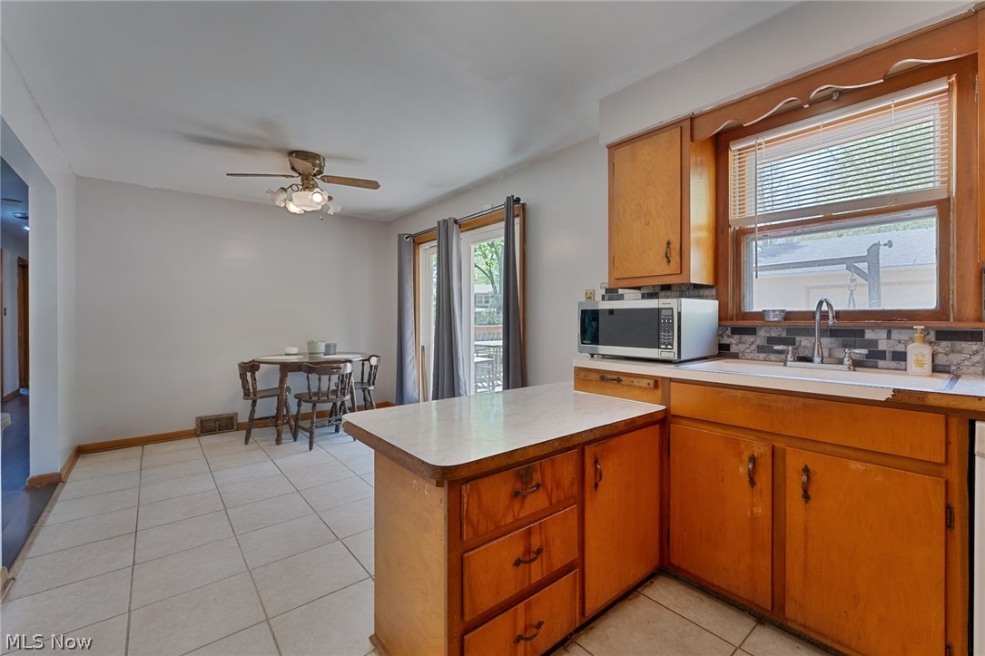4285 Kerrybrook Drive Property Photo 6