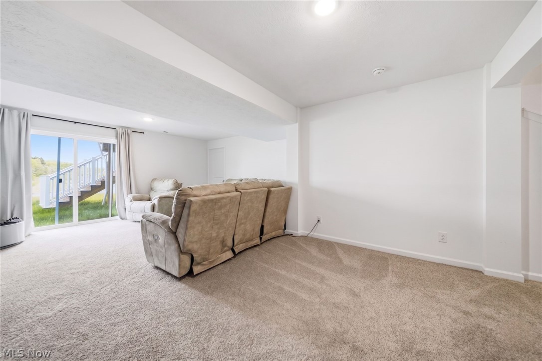 4347 Beech Avenue Property Photo 26