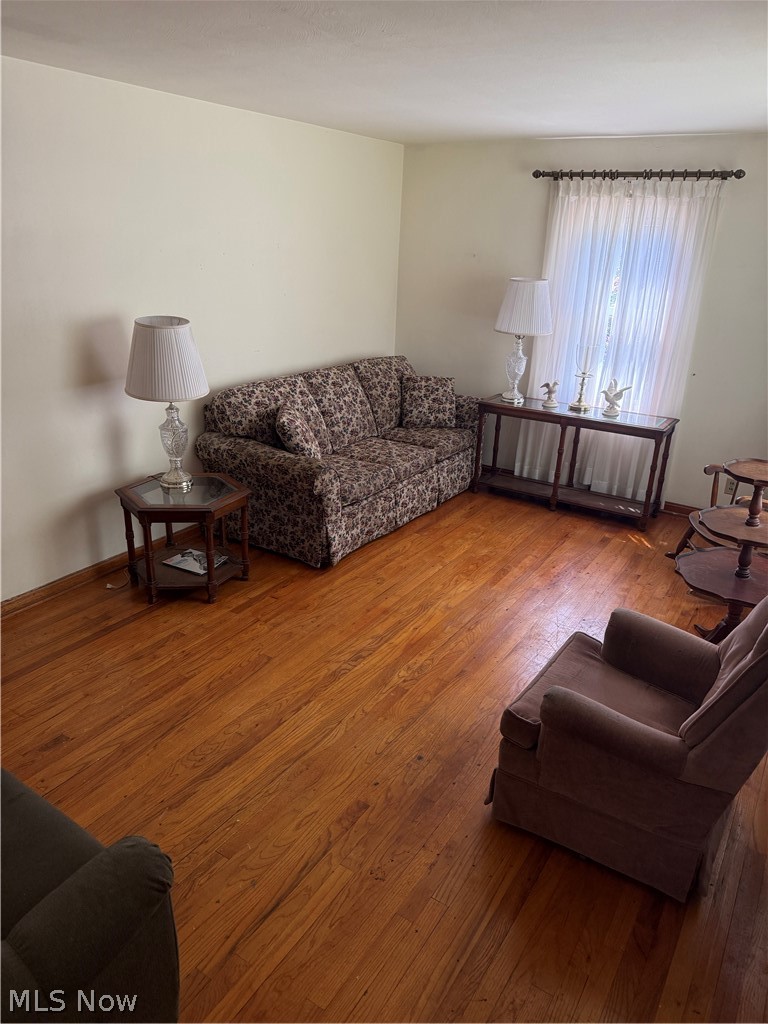 533 Forest Hill Drive Property Photo 6