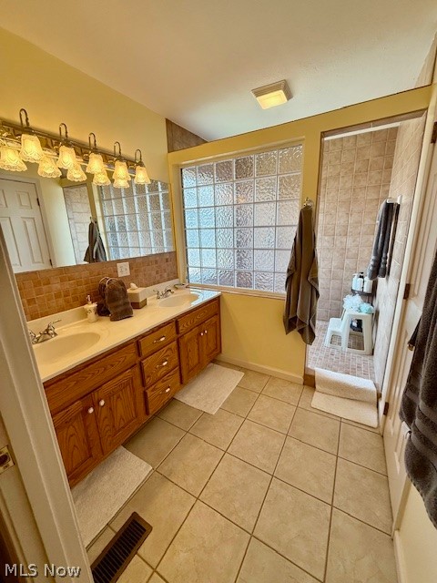 810 Florence Street D Property Photo 7