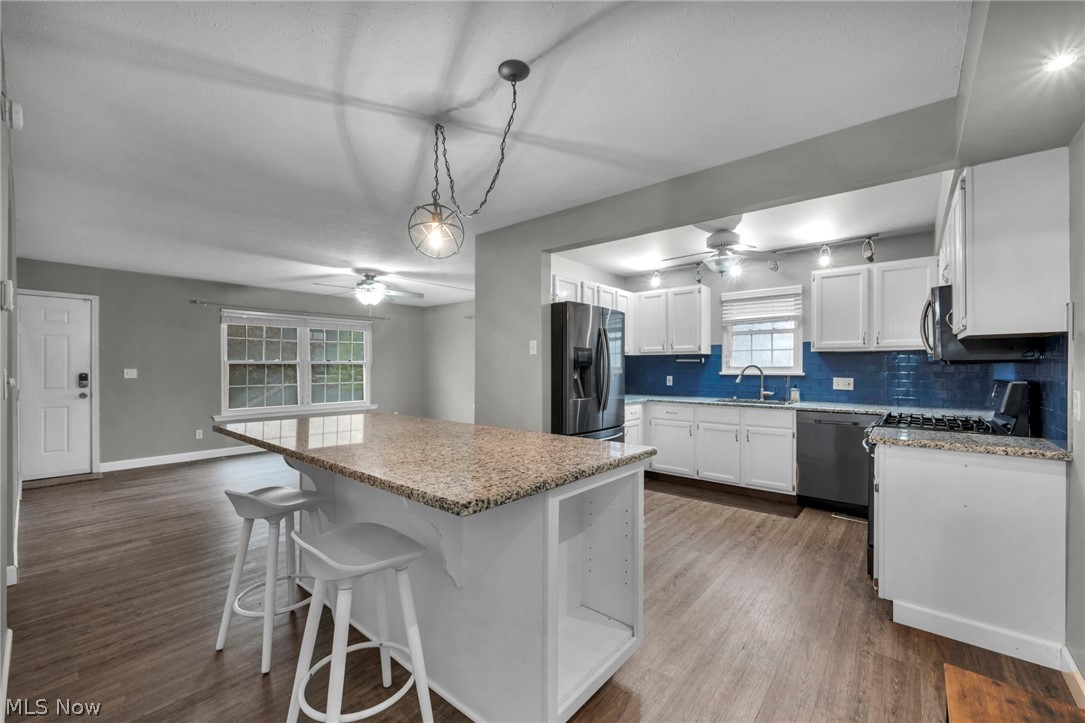 1251 W 70th Street Property Photo 10