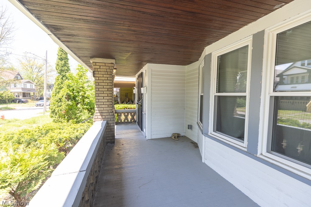 14221 Glenside Road Property Photo 5