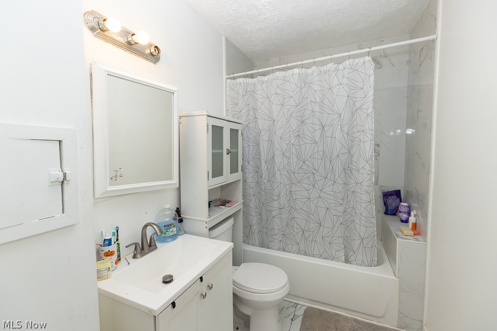 14221 Glenside Road Property Photo 15