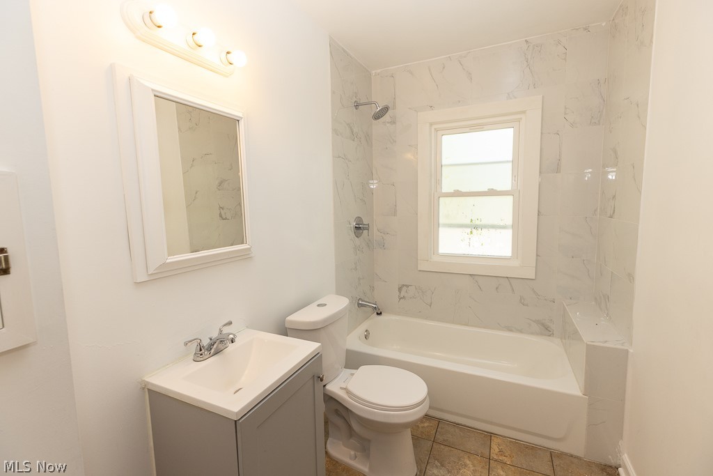 14221 Glenside Road Property Photo 32