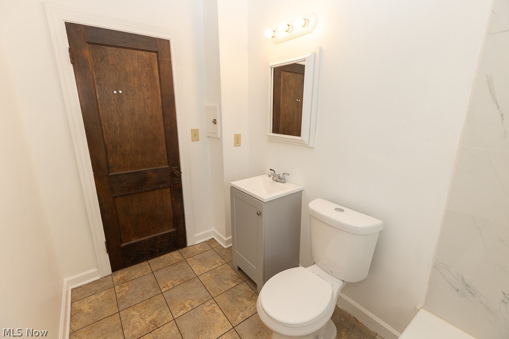14221 Glenside Road Property Photo 33