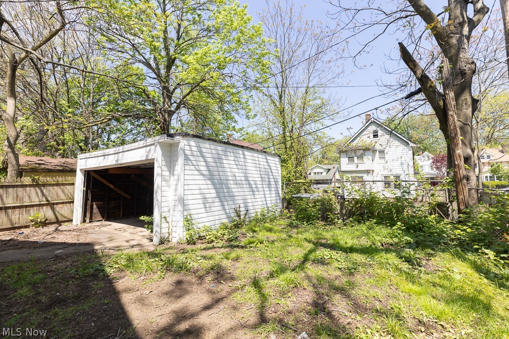 14221 Glenside Road Property Photo 49