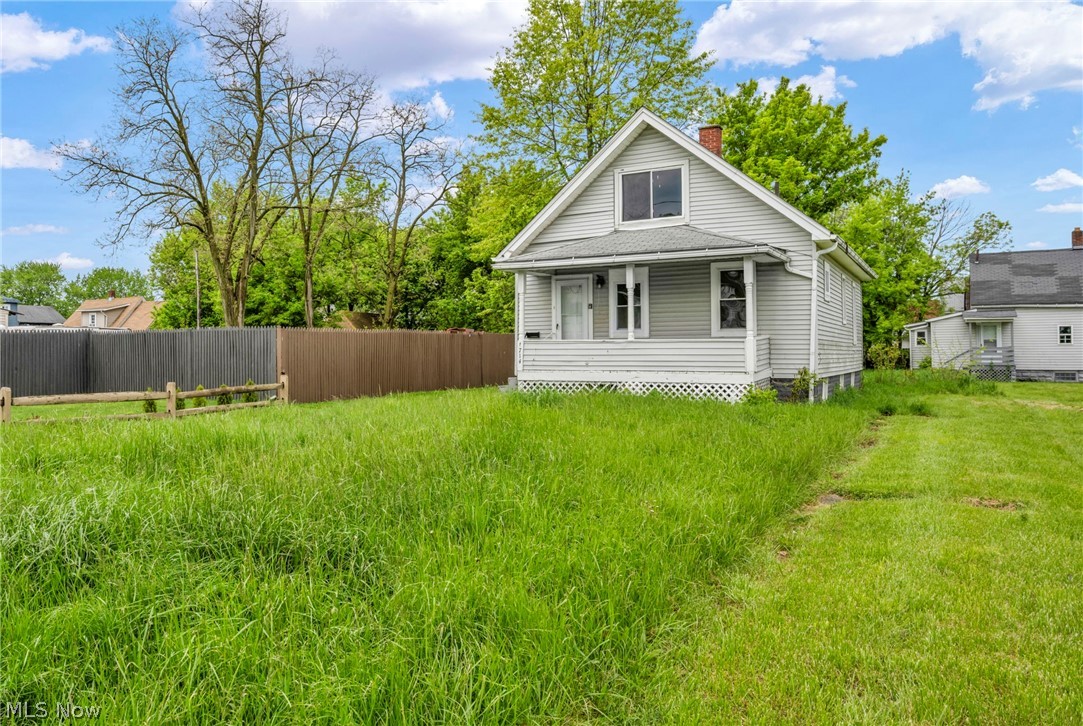 1714 Long Avenue Property Photo 3