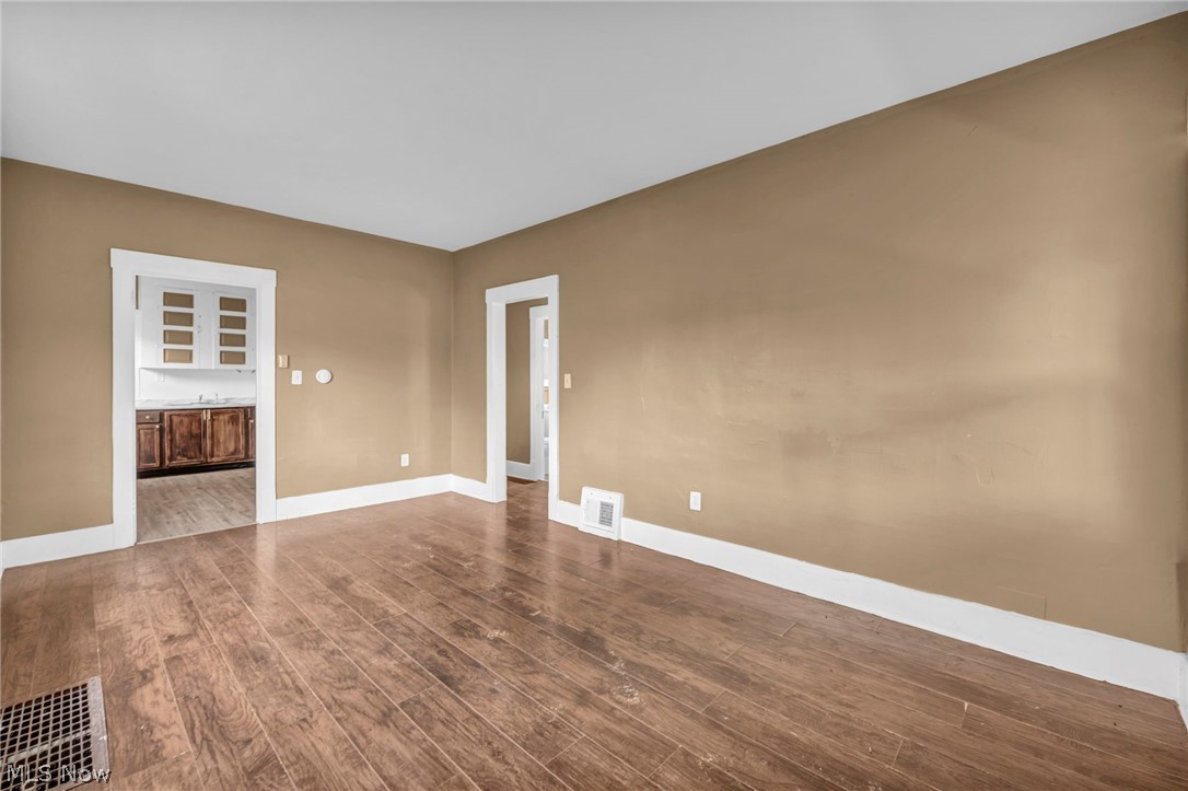 1714 Long Avenue Property Photo 13