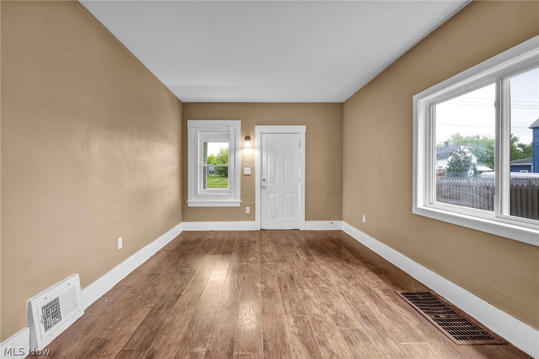 1714 Long Avenue Property Photo 16