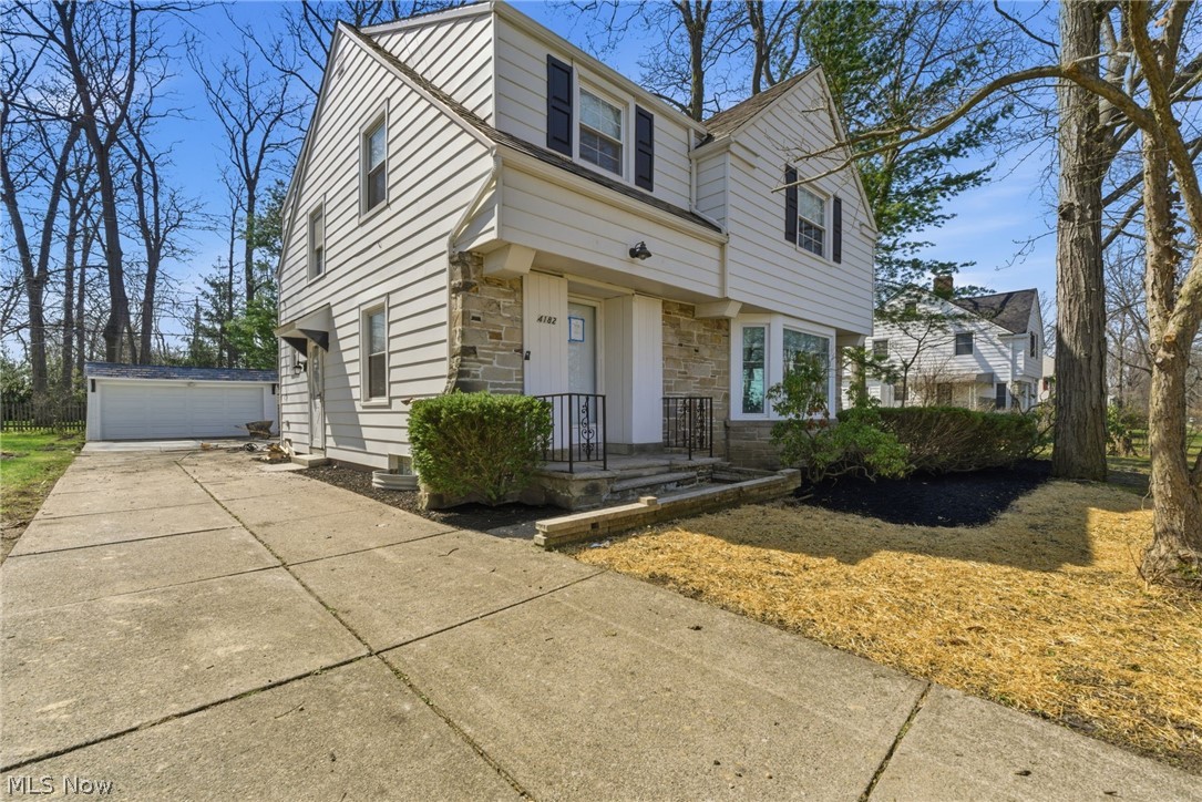 4182 Silsby Road Property Photo 2