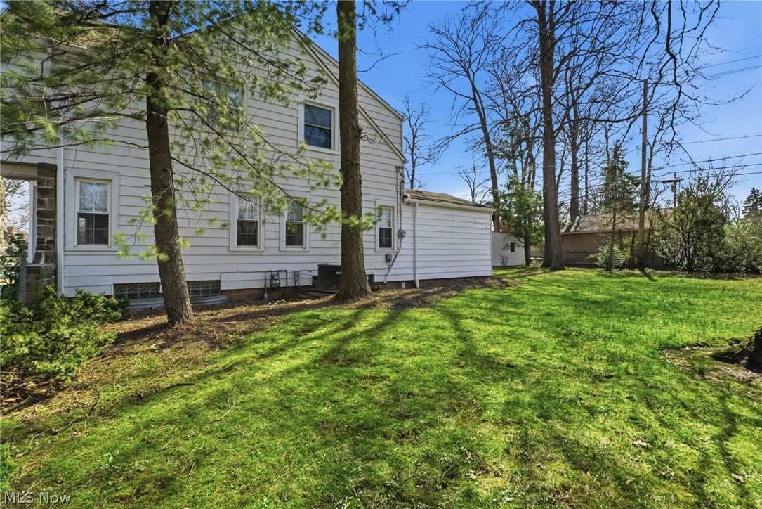 4182 Silsby Road Property Photo 3