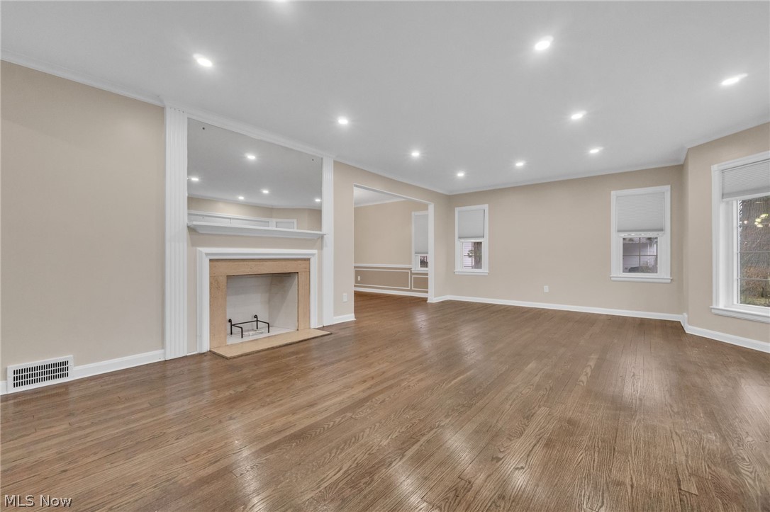 4182 Silsby Road Property Photo 10