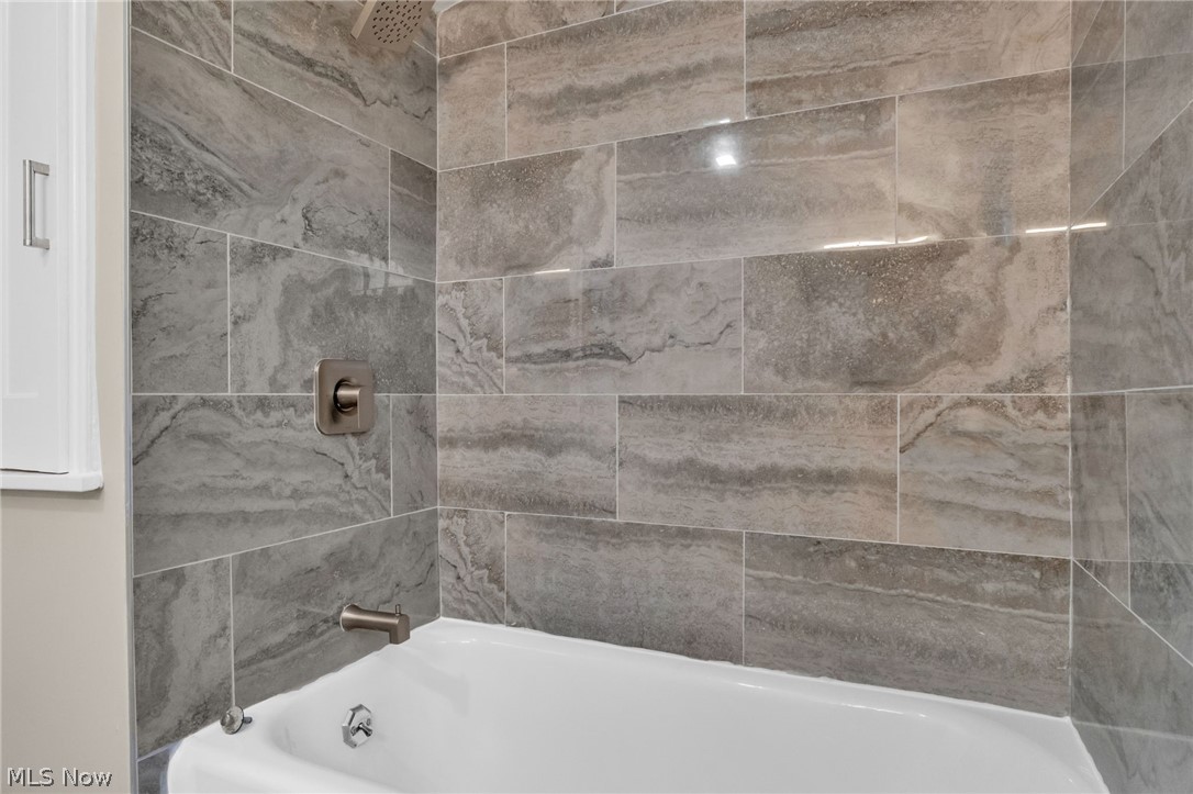 4182 Silsby Road Property Photo 34