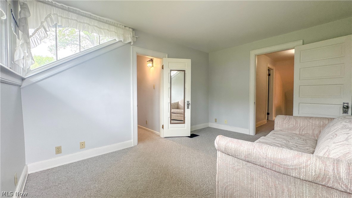 1923 Norwood Boulevard Property Photo 28