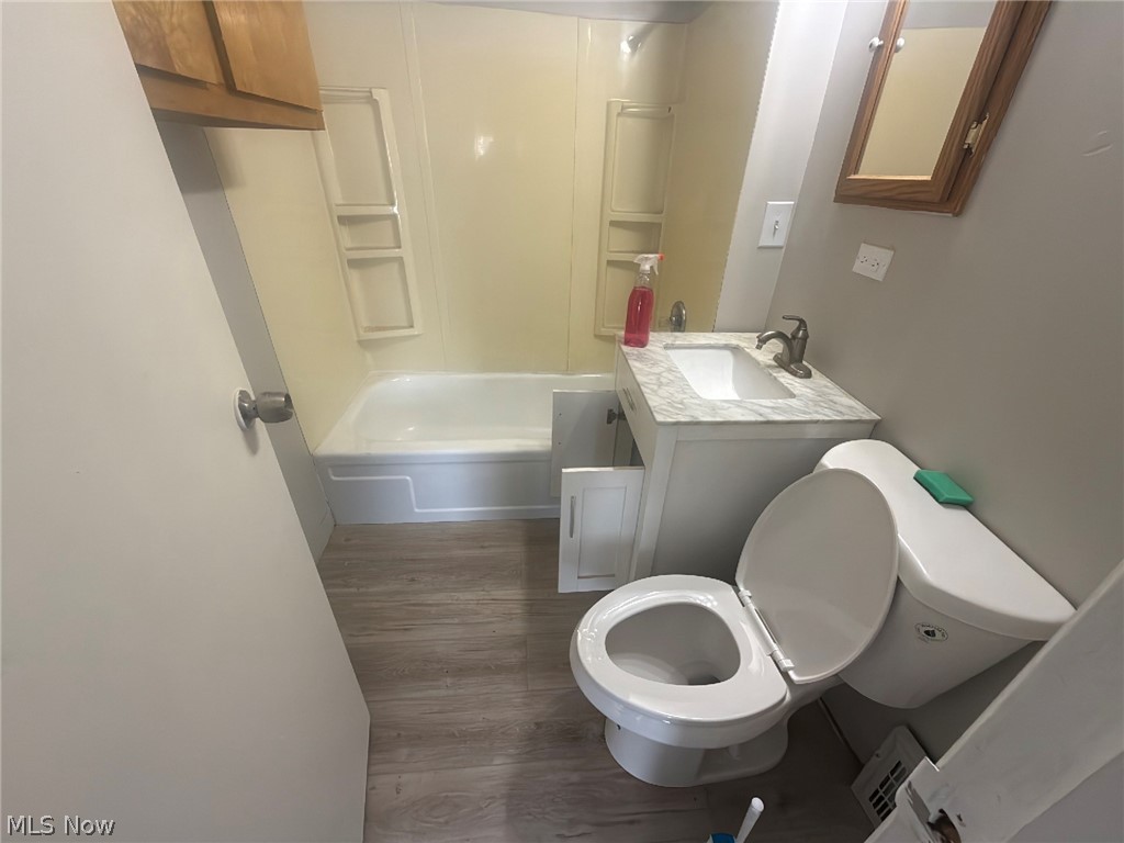 3579 E 72nd Street Property Photo 8