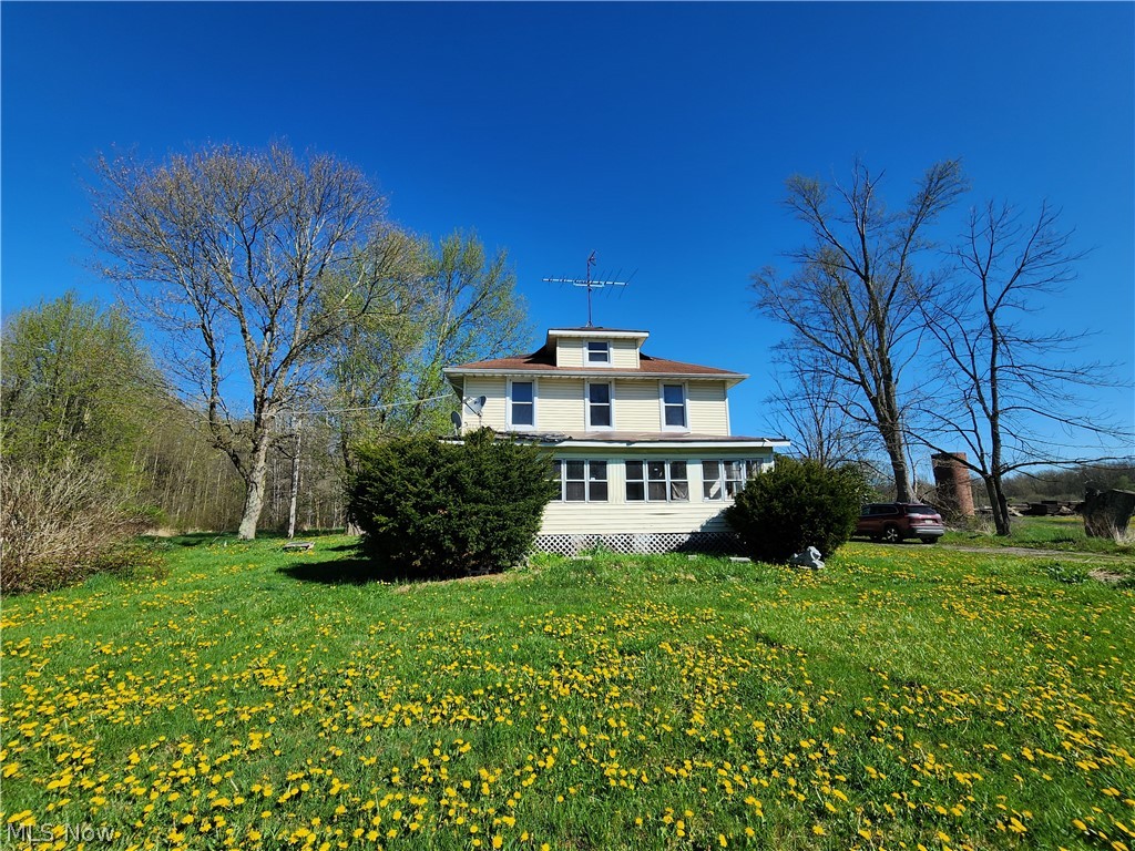 3174 Kinsman Road Nw Property Photo 1