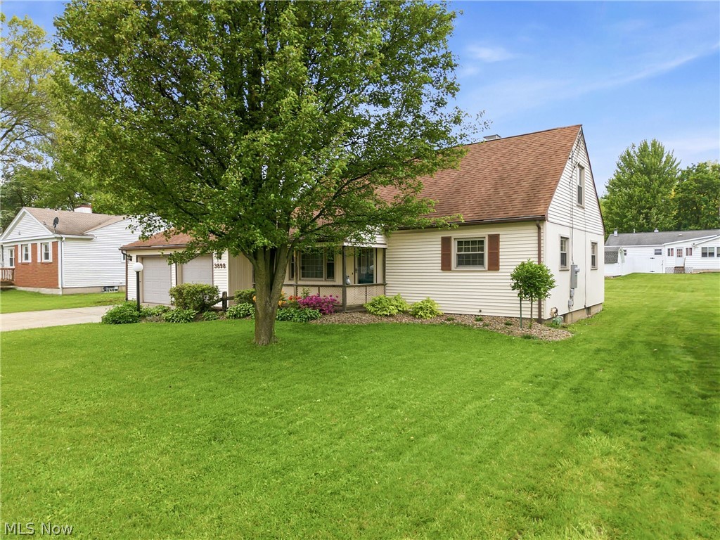 3898 New Road Property Photo 3