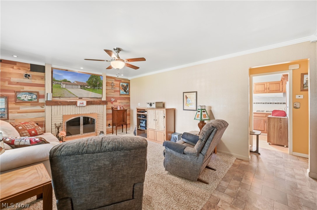 3898 New Road Property Photo 13
