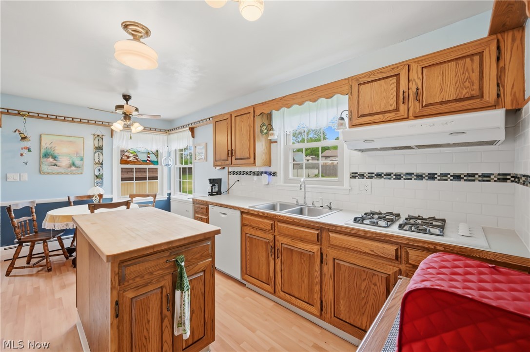 3898 New Road Property Photo 16