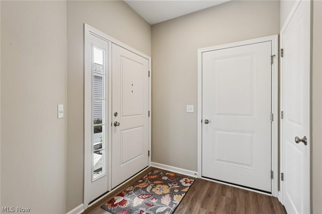215 Silver Spring Circle Property Photo 4