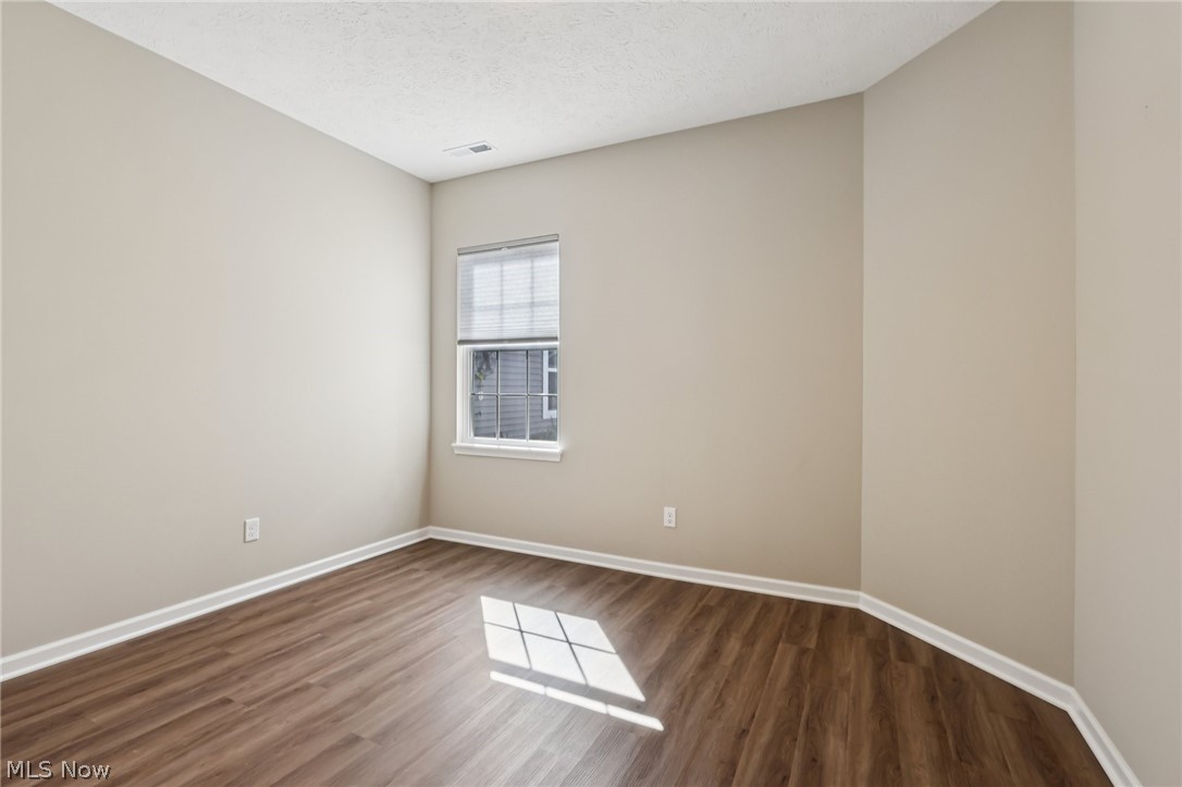 215 Silver Spring Circle Property Photo 16