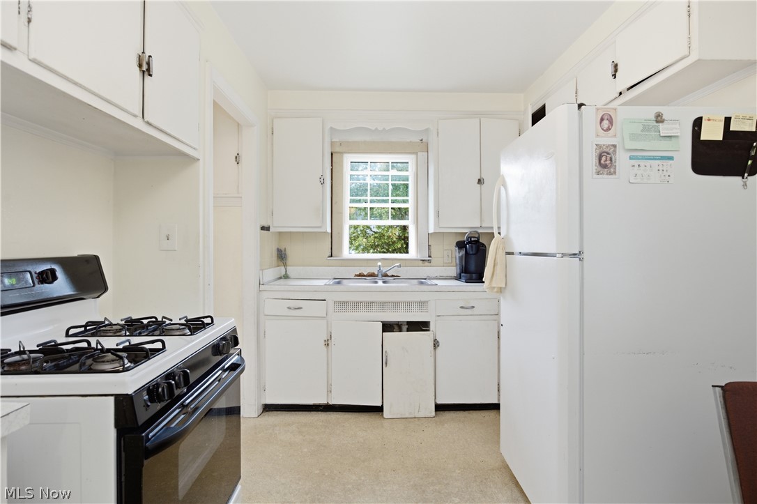 13577 Cedar Road Property Photo 3