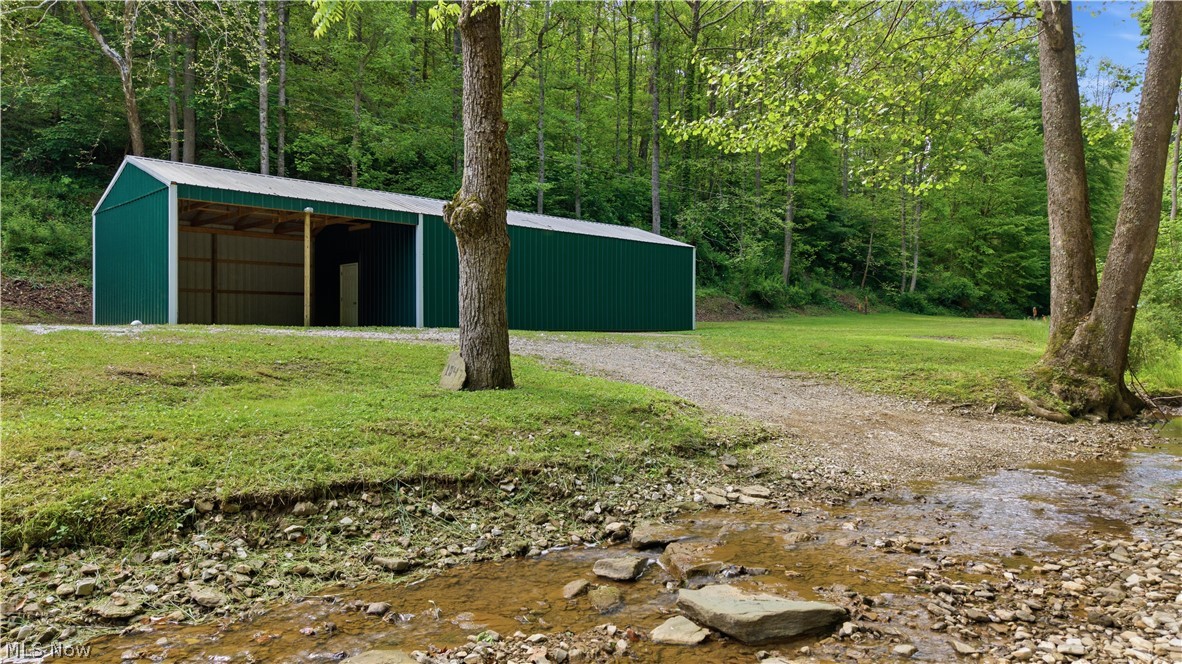 1047 Drift Fork Rd Property Photo 4